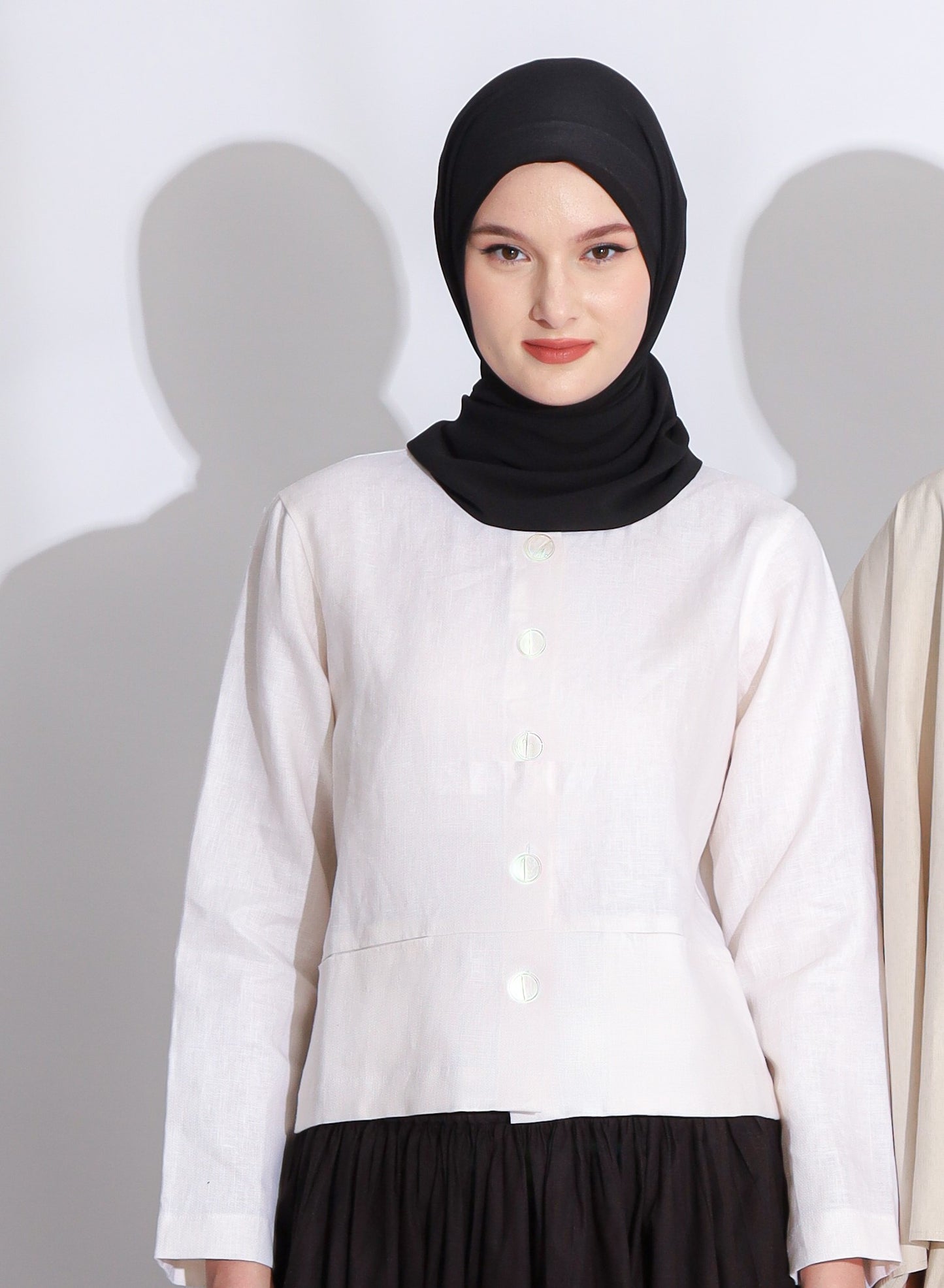 Hera Linen Outer Broken White