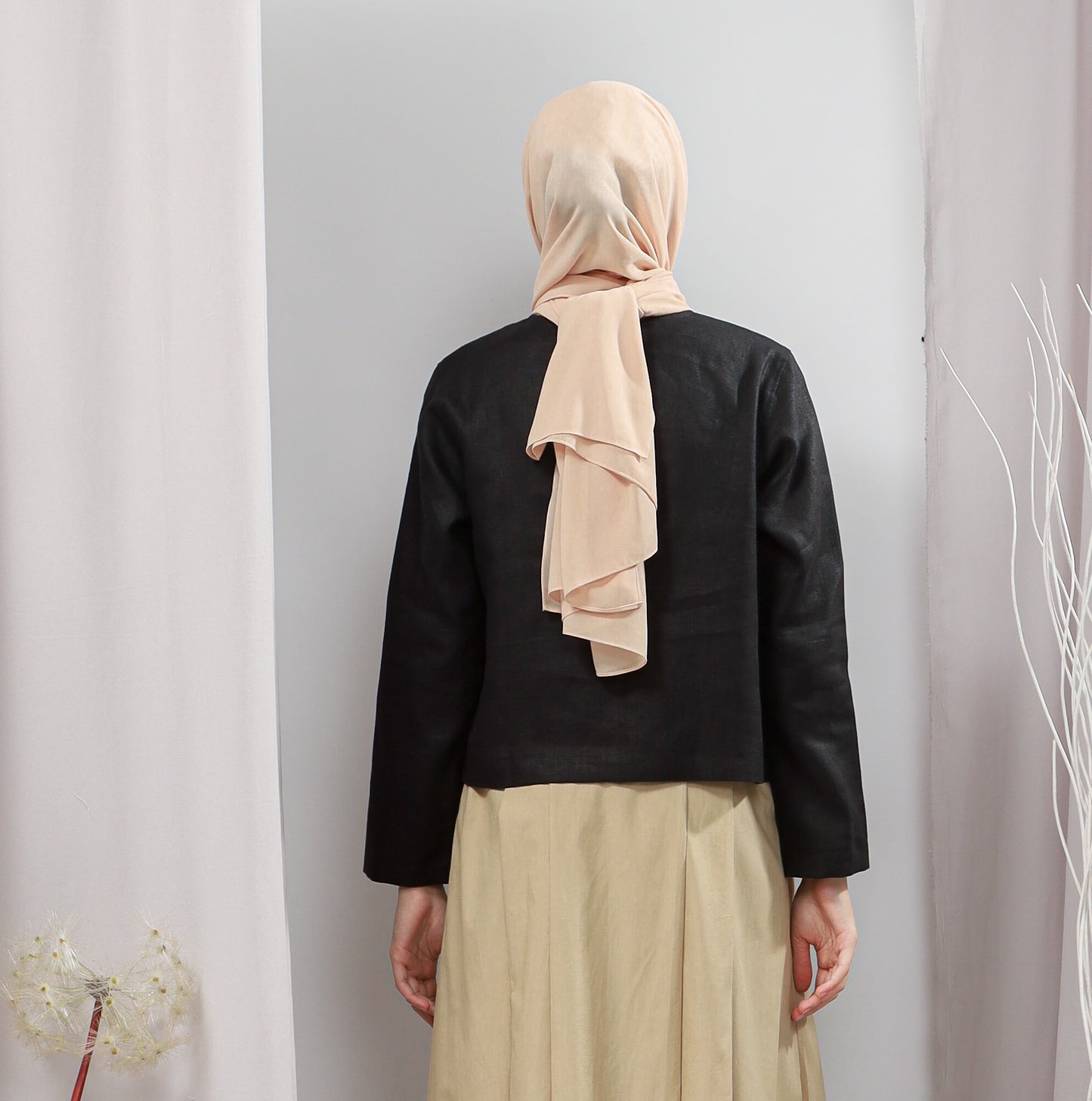 Hera Linen Outer Black