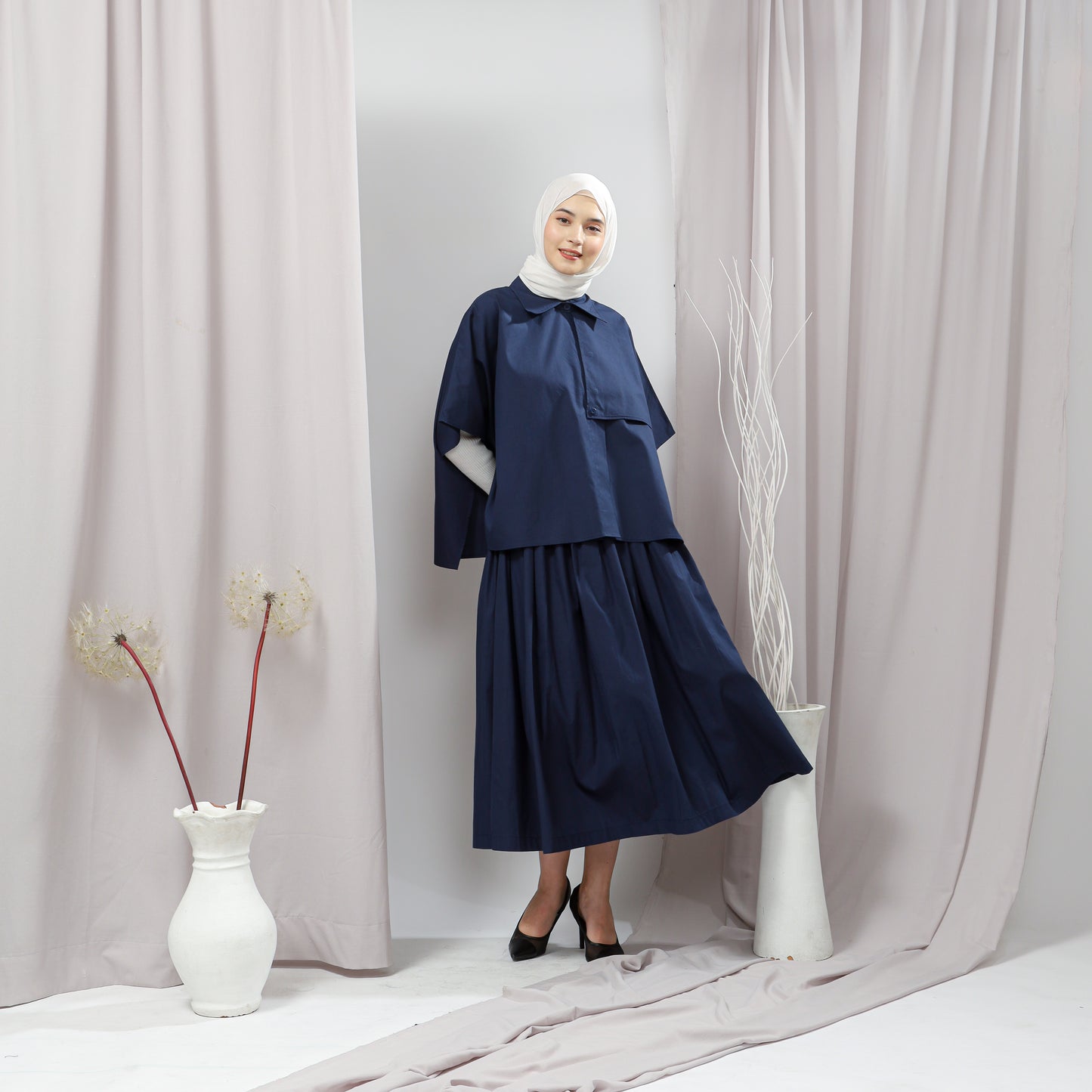 Annora Pleated Skirt Navy