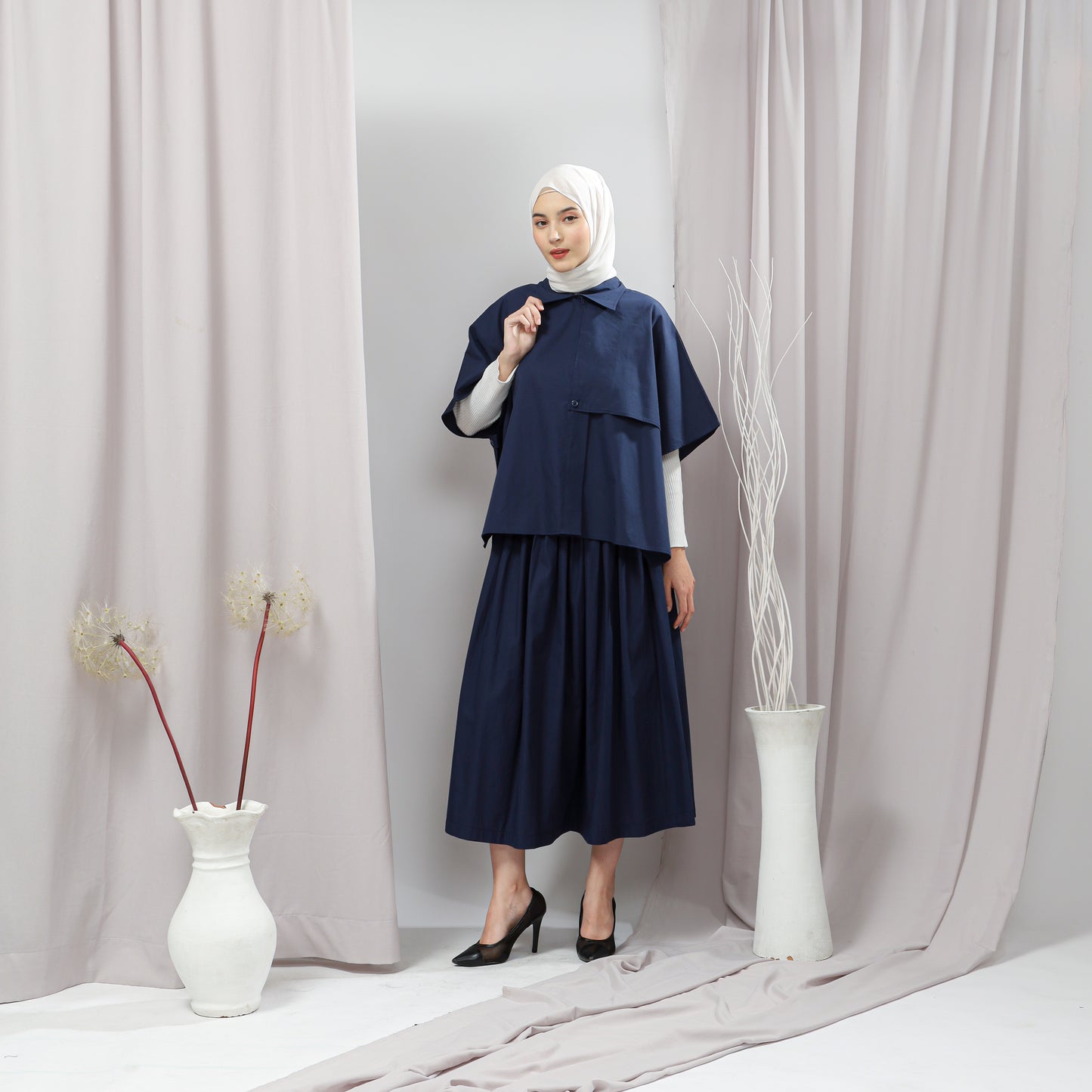 Annora Pleated Skirt Navy