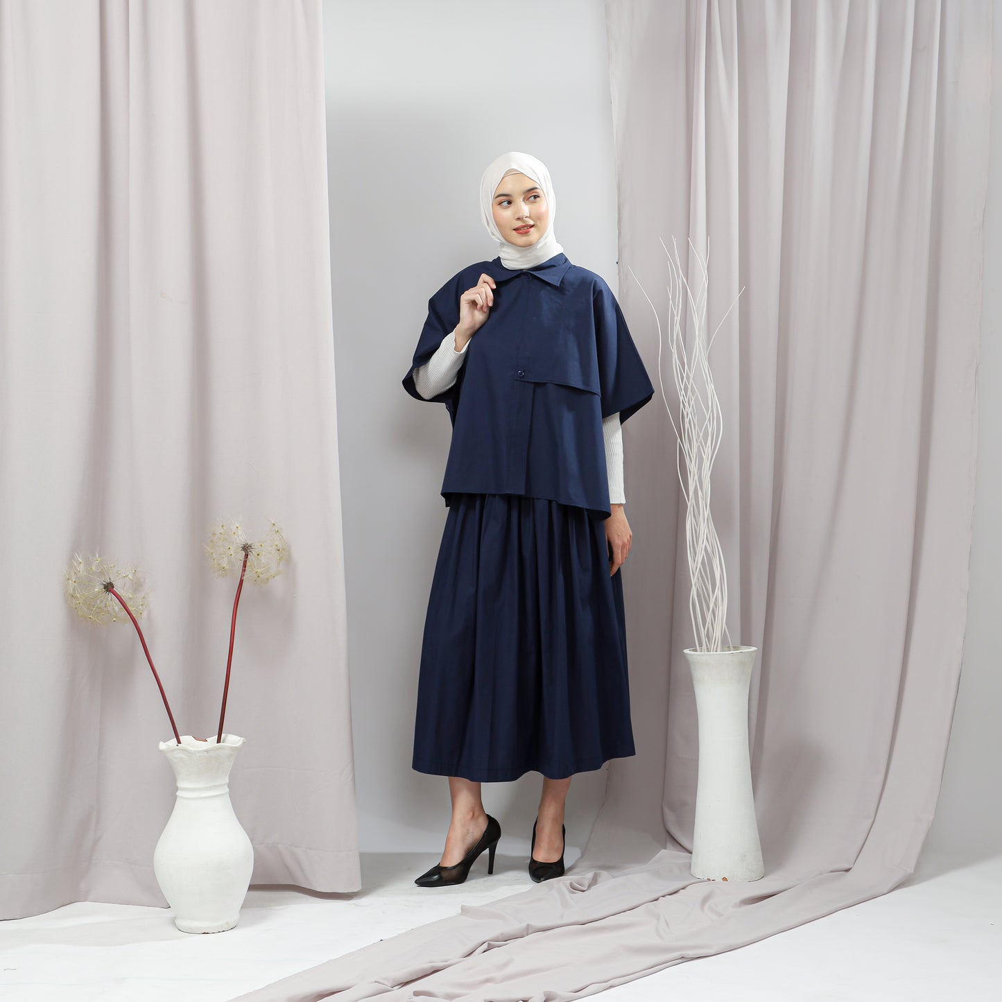 Annora Pleated Skirt Navy