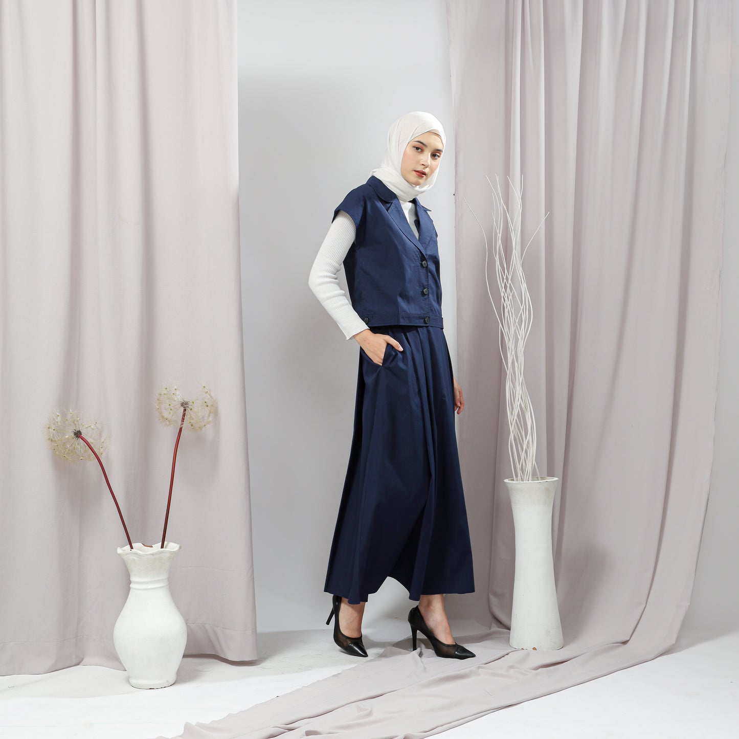 Esmee Vest - Navy