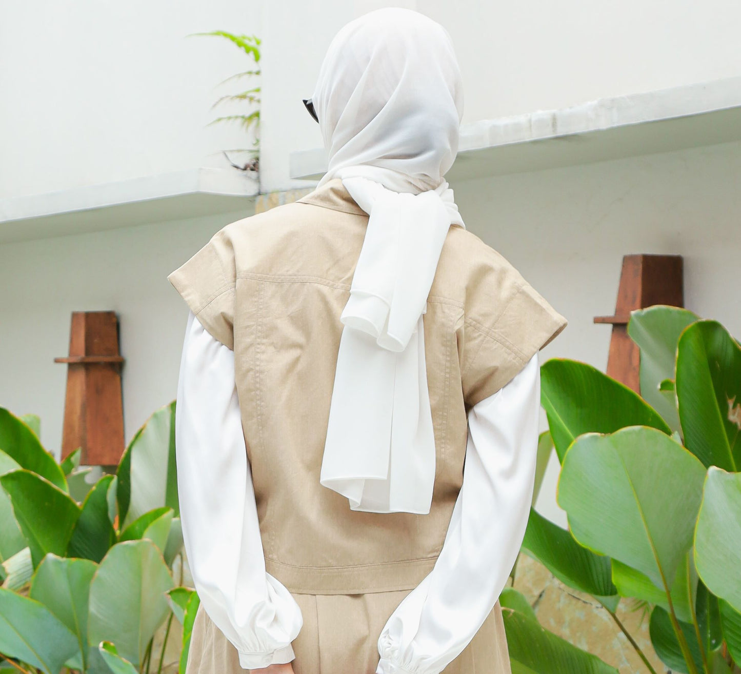 Esmee Vest - Light Taupe